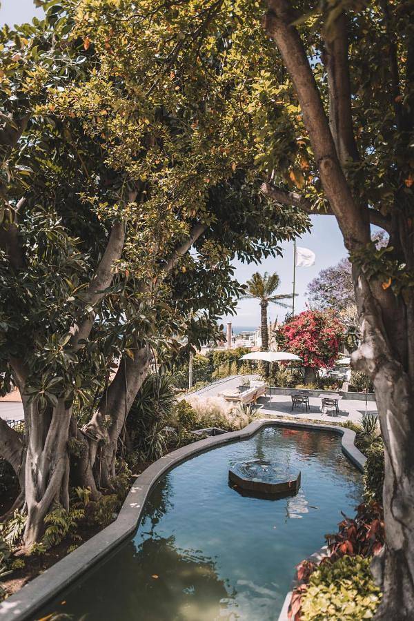 Apartahotel para 2 personas, con jacuzzi y sauna además de jardín y piscina en Isla de Madeira