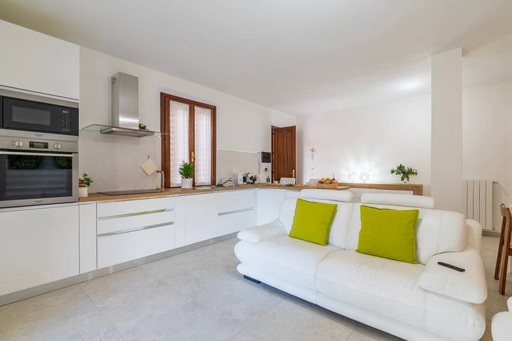 Holiday Home 'Laura' with Private Terrace, Wi-Fi and Air Conditioning in Bari Sardo, Ogliastra Province