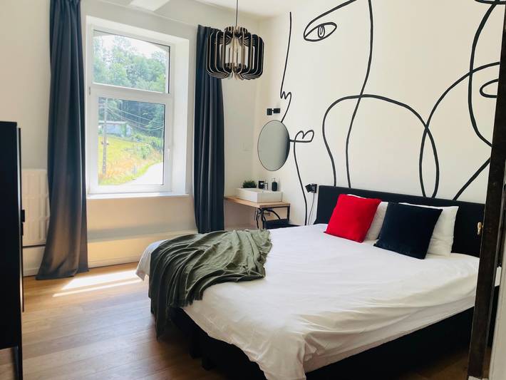 Gîte pour 32 personnes, avec jardin ainsi que terrasse et jacuzzi, adapté aux familles à Ferrières (Liège) - 2