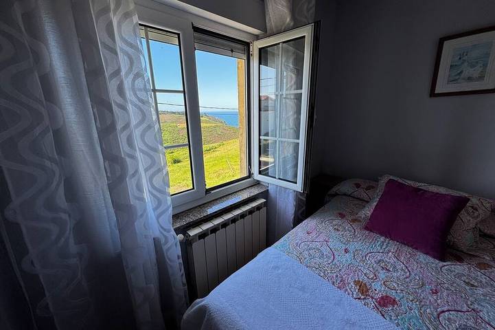 Casa de vacaciones para 6 personas, con jardín y terraza en Gozón