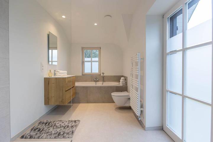 Location de vacances pour 18 personnes, avec jardin et sauna ainsi que vue et piscine, animaux acceptés dans Cockaifagne - 3