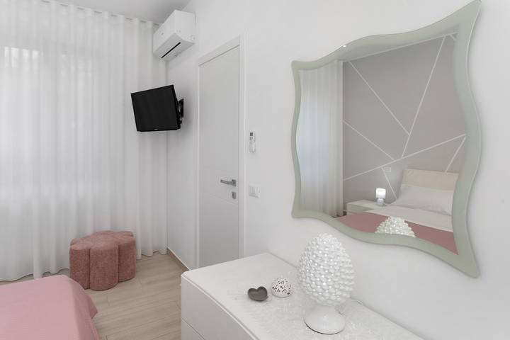 Entire apartment, Apartment 'Perla Dell'Etna - Piano Terra' with Shared Terrace, Wi-Fi and Air Conditioning in Zafferana Etnea, Mount Etna