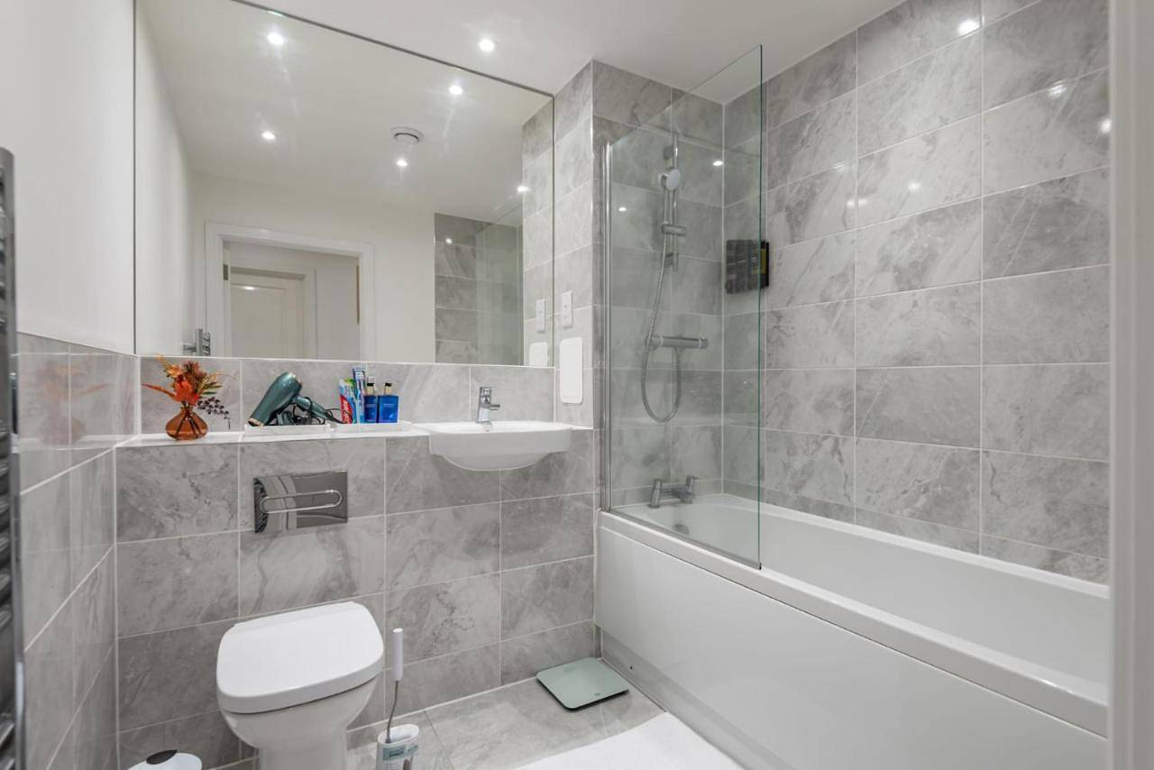 Entire apartment, One-Bedroom Apartment in Swanscombe and Greenhithe, Dartford
