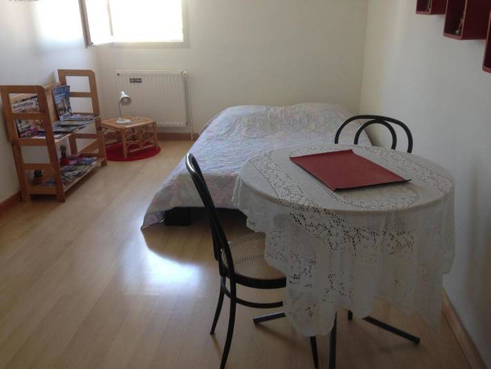 Gîte pour 2 personnes, avec jardin ainsi que vue et terrasse à Savonnières