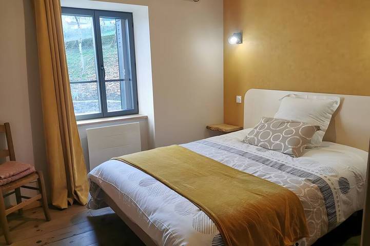 Location de vacances pour 9 personnes, avec jardin dans Lac du Barrage de Grandval - 3