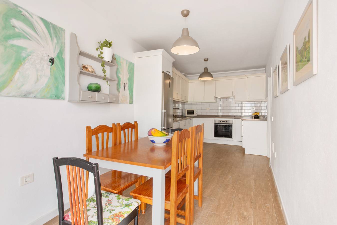 Appartement entier, Vacances 'Nomad Retreat' avec terrasse privée, jardin privé et Wi-Fi in Los Pozos, Puerto del Rosario