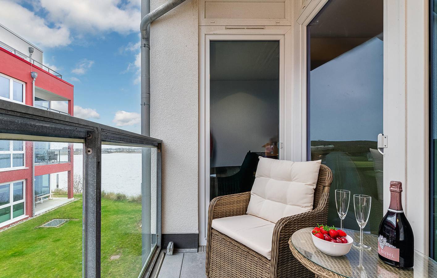 Ganze Ferienwohnung, Bootshaus mit Terrasse, Wifi & Parkplatz - 300m zum Strand in Kappeln, Kappeln & Umgebung
