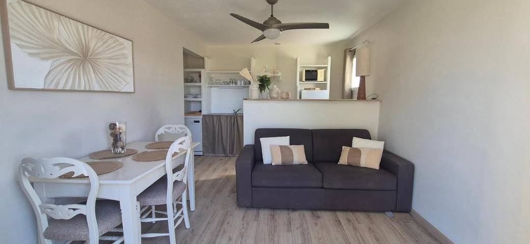 Location de vacances pour 4 personnes, avec piscine ainsi que jardin et terrasse à Calenzana - 2