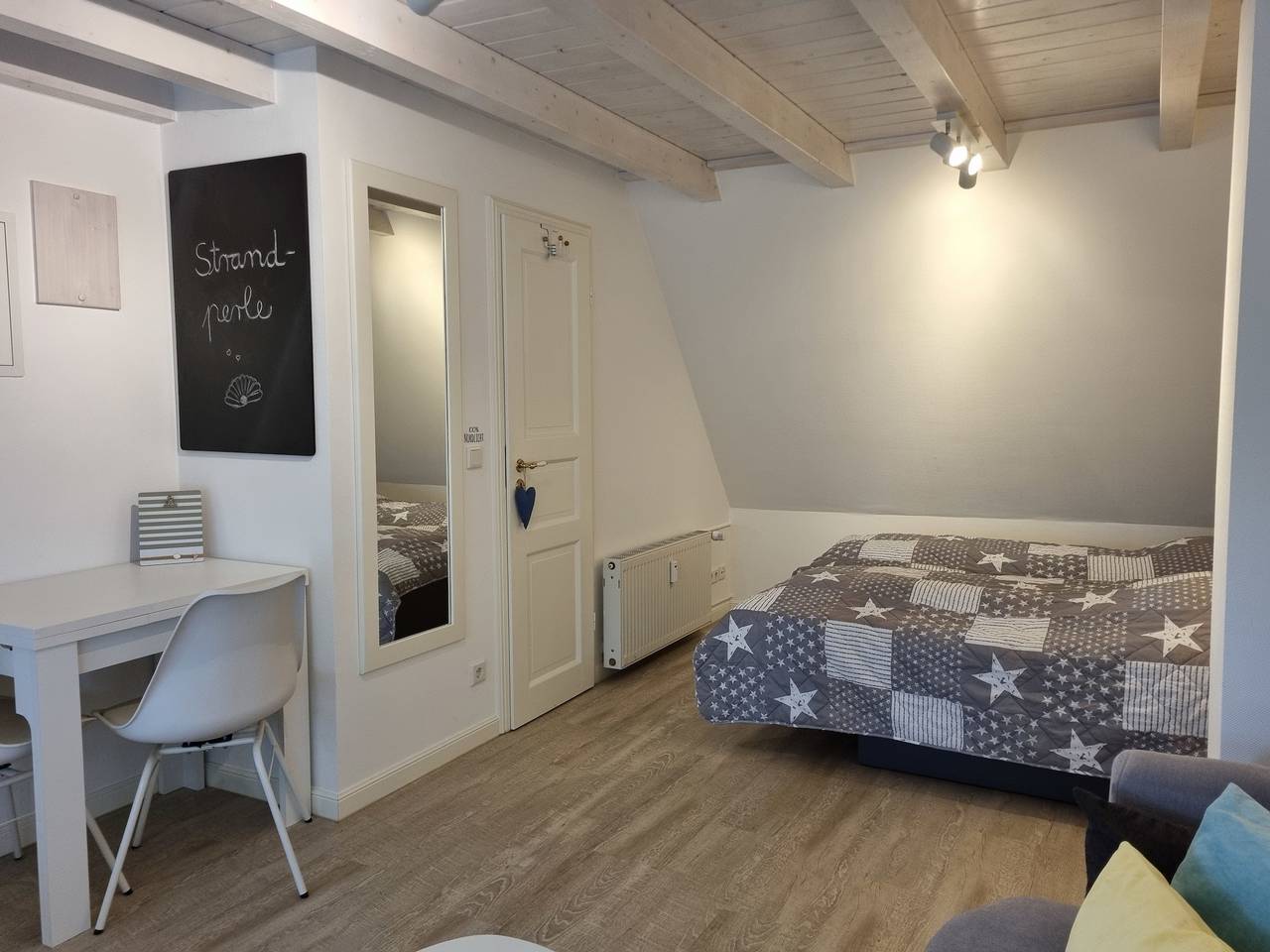 Ganze Ferienwohnung, Reetglück in Wrixum, Föhr