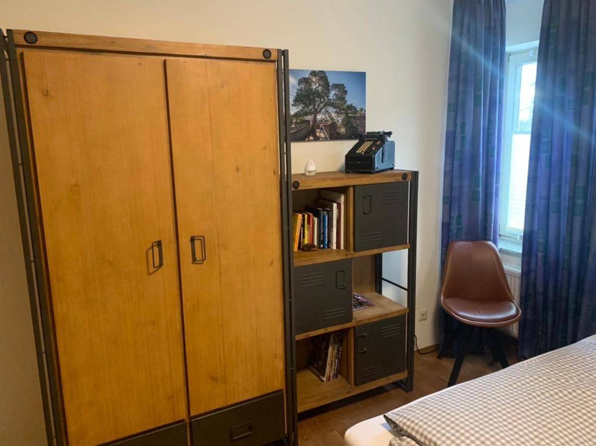 Ganze Ferienwohnung, Doppelzimmer in Bensheim, Bergstraße