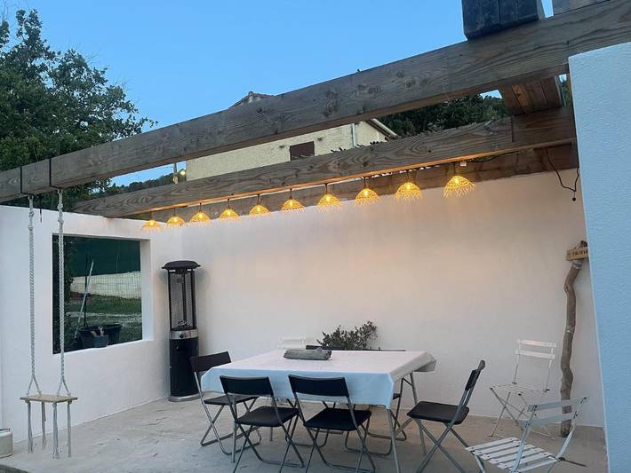 Villa pour 6 personnes, avec sauna et jacuzzi ainsi que terrasse et jardin à Aubagne - 2