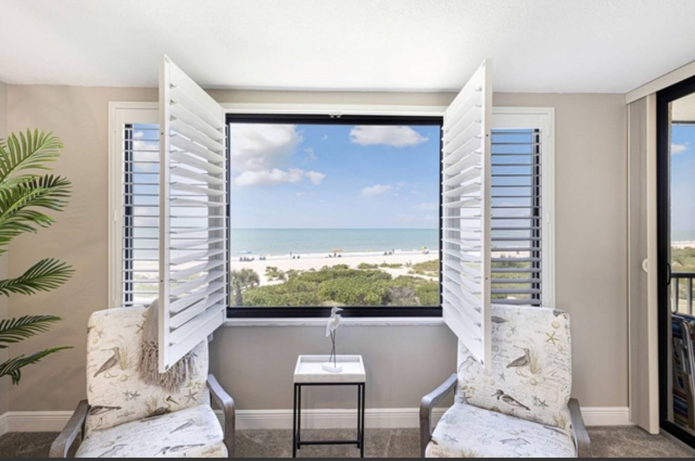 Ganze Wohnung, 3rd-Floor Corner Unit w/ Gulf Views Heated Pool in Sanibel, Sanibel Island