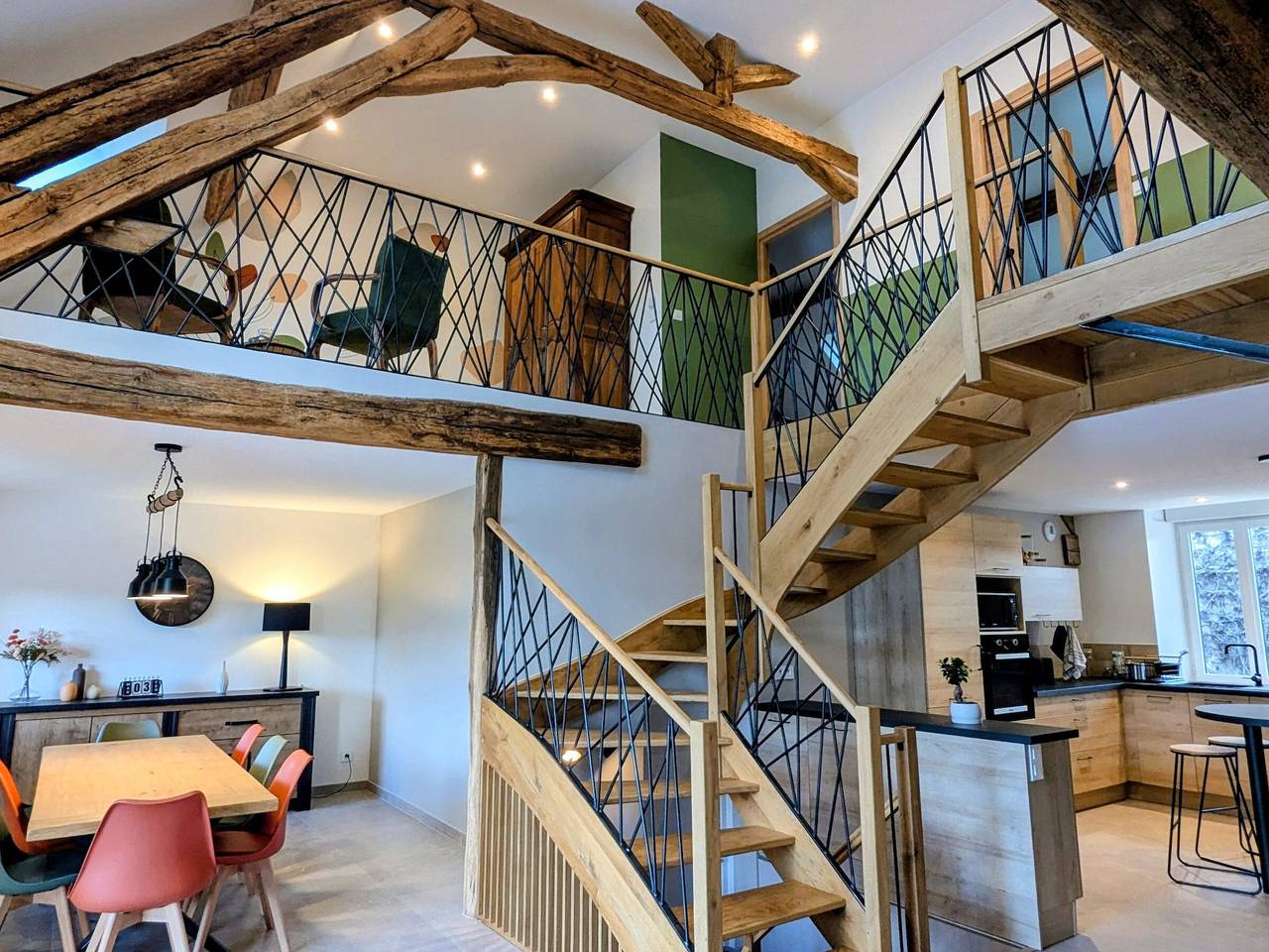 Gîte Paisible avec Terrasse, Jardin à Seigny, 4 Places Parking, Wi-Fi Inclus in Seigny, Région de Montbard