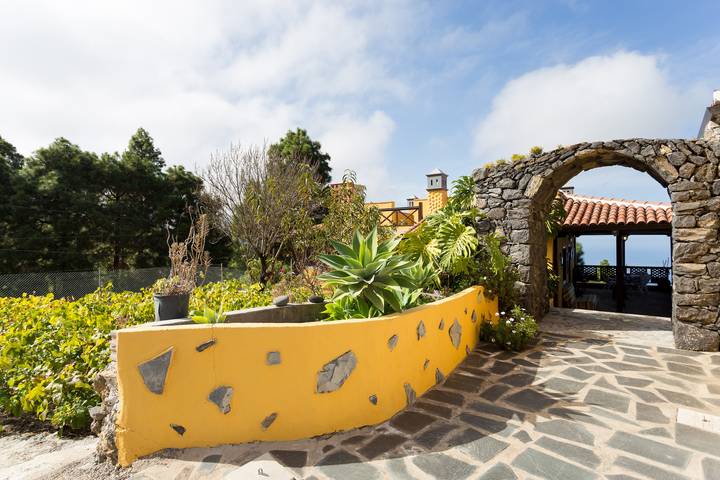 Casa rural para 4 personas, con Balcón además de Terraza y Jardín en Icod de los Vinos - 2