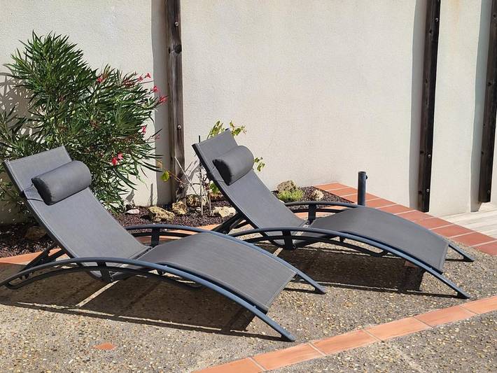 Location de vacances pour 4 personnes, avec vue et jardin ainsi que piscine et terrasse à Durban-Corbières - 4