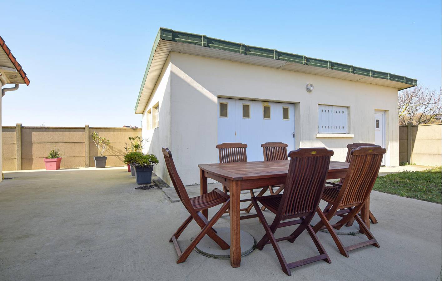 Appartement confortable de 110 m² avec jardin, Wi-Fi et accès à la plage à 500 mètres in Bretteville-sur-Ay, Région de Coutances