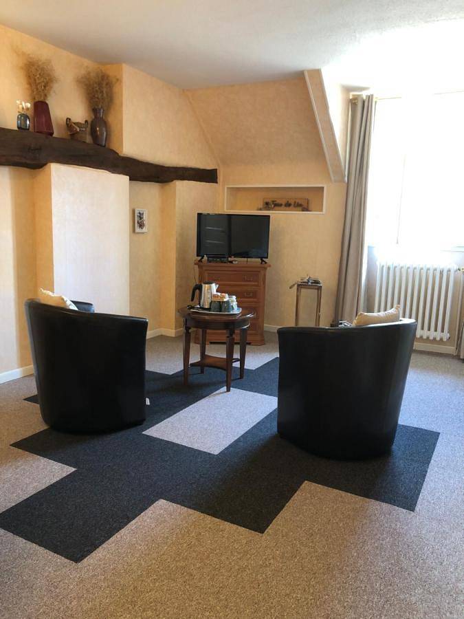 Maison d’hôte pour 2 personnes, avec Terrasse et Jardin ainsi que Piscine et Vue dans Orne - 4