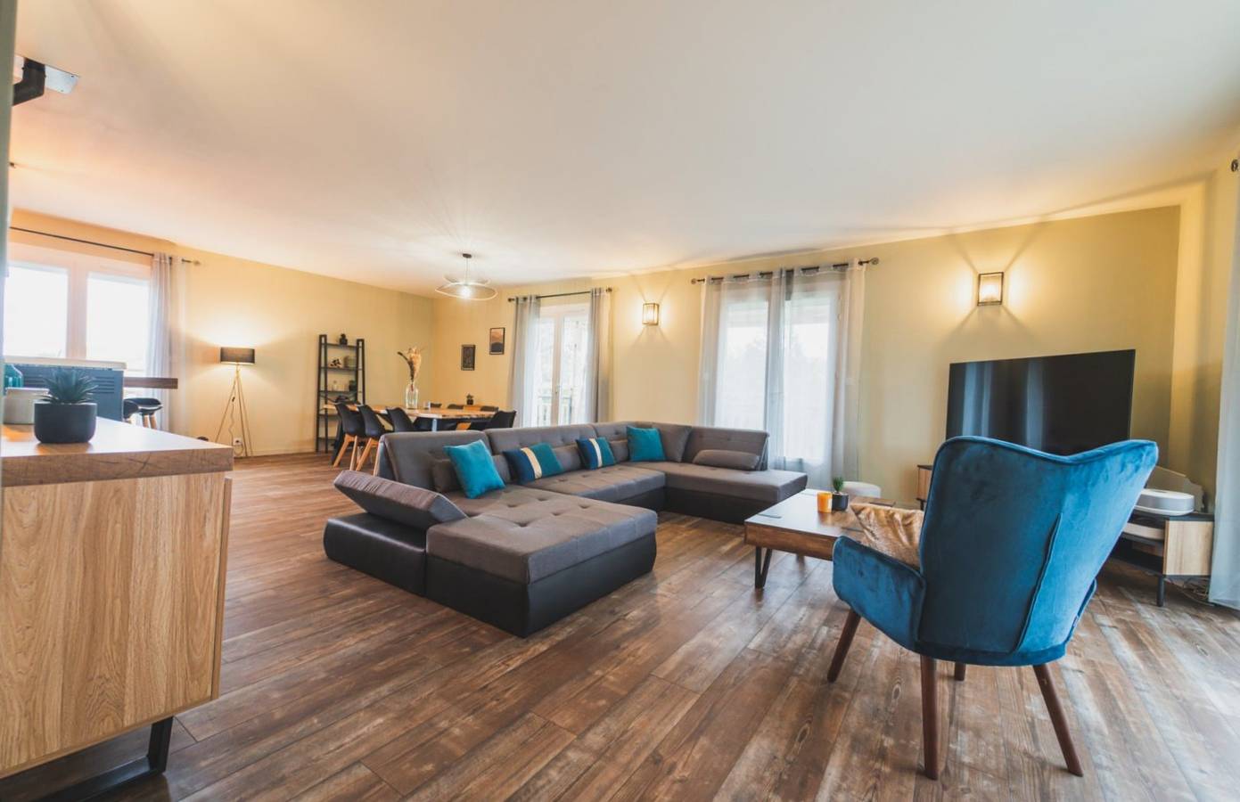 Gites 14 pers + salle d'arcade in Poitiers, Vienne (France)