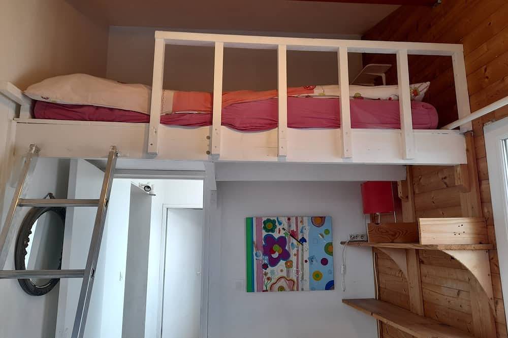 Petit Appartement Semi Indépendant Dans Grande Maison de Famille Avec Jardin in Brest, Région de Brest