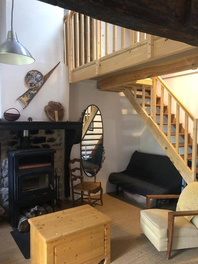 Gîte pour 4 personnes, avec terrasse et jardin dans La Vineuse sur Fregande - 4