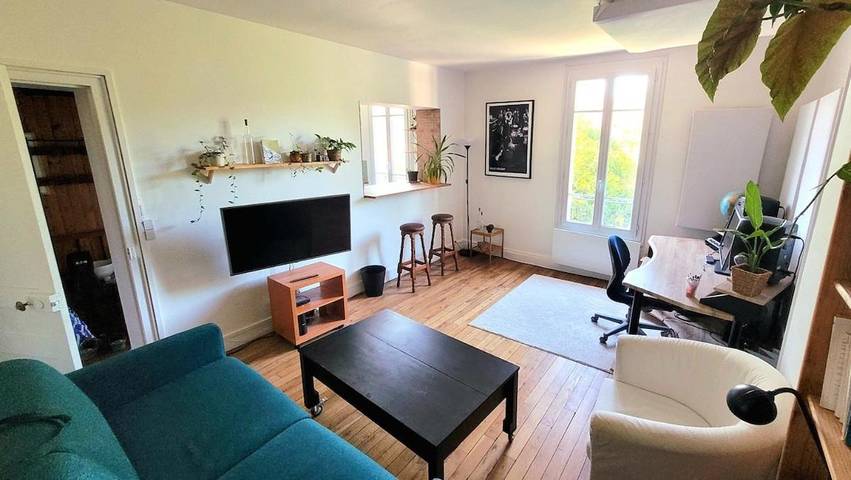 Gîte pour 2 personnes, avec vue à Buc - 2