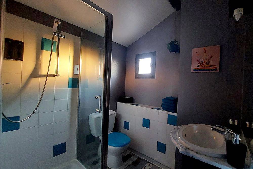 Maison au calme avec un sauna dans le jardin. Animaux domestiques autorisés in Saint-Aubin-en-Charollais, Région de Charolles