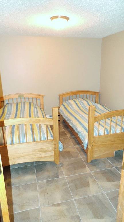 Vacation rental for 11 people, with balcony and pool in North Conway
