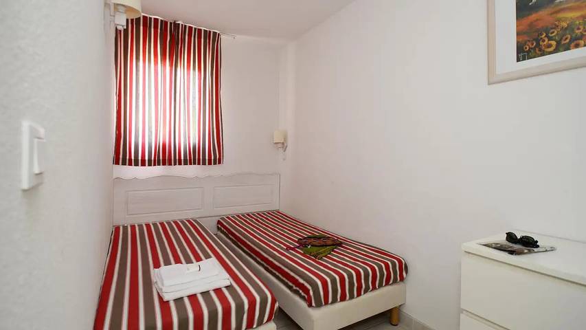 Gîte pour 6 personnes, avec piscine et jardin, animaux acceptés à Salavas - 3
