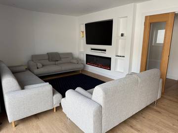 Holiday Home for 10 People in Edinburgh, Edinburgh and Lothian, Photo 1