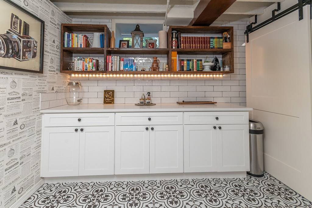 Ganze Wohnung, The Boiler Room - In der Nähe der U-Bahn und der Innenstadt. in Boston, Massachusetts