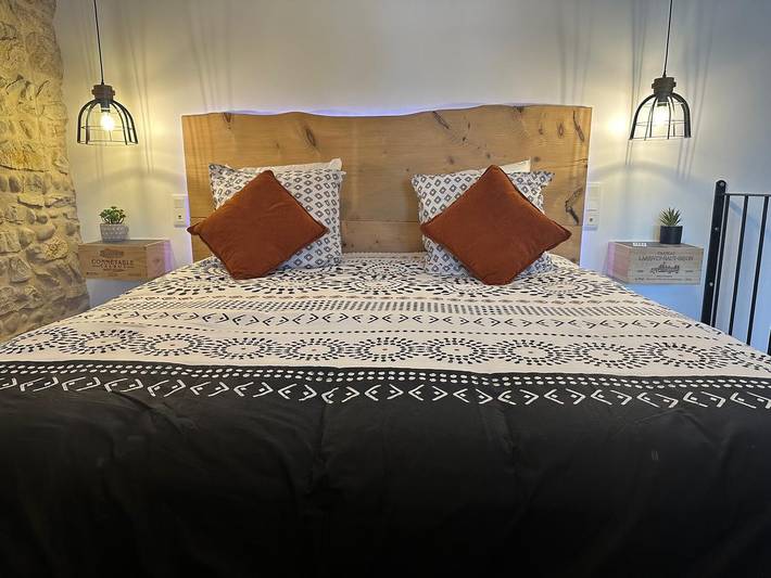 Estudio entero, Estudio Gîte L'Ain Cognito en Viriat – 43 m², hidromasaje, cocina equipada in Viriat, Región de Bourg-en-Bresse