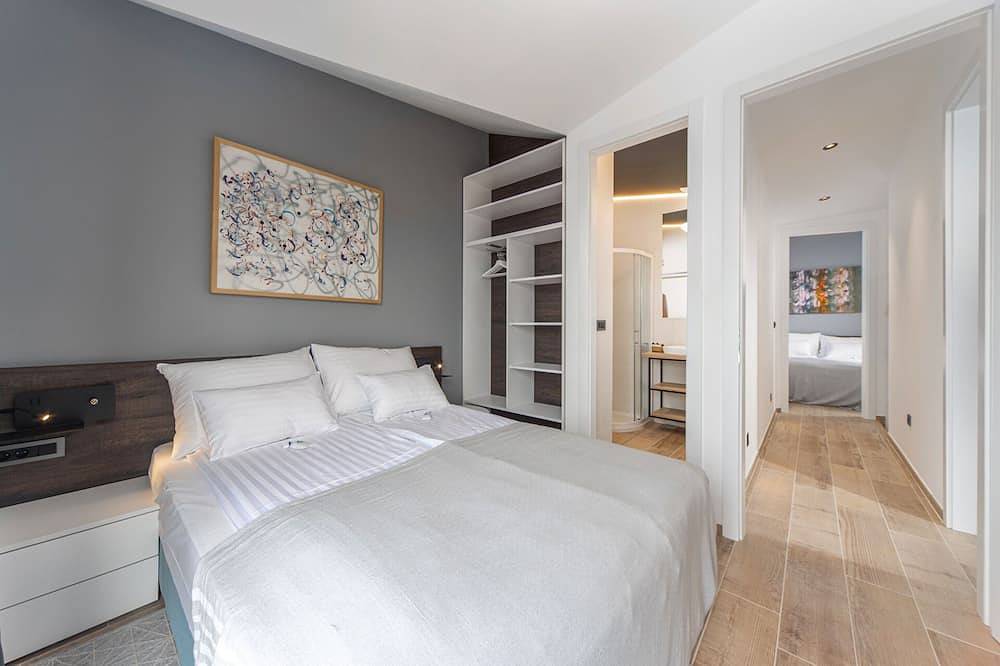 Luksusowa willa Rock - z prywatnym basenem i plażą in Lukovo Šugarje, Velebit Nature Park