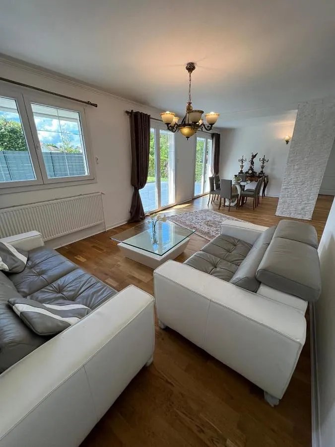 Villa for 6 people, with terrace, with pets - 1