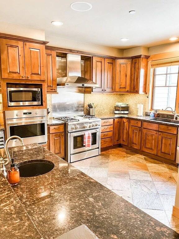 Vacation rental for 17 people, with hot tub and balcony in Copper Mountain