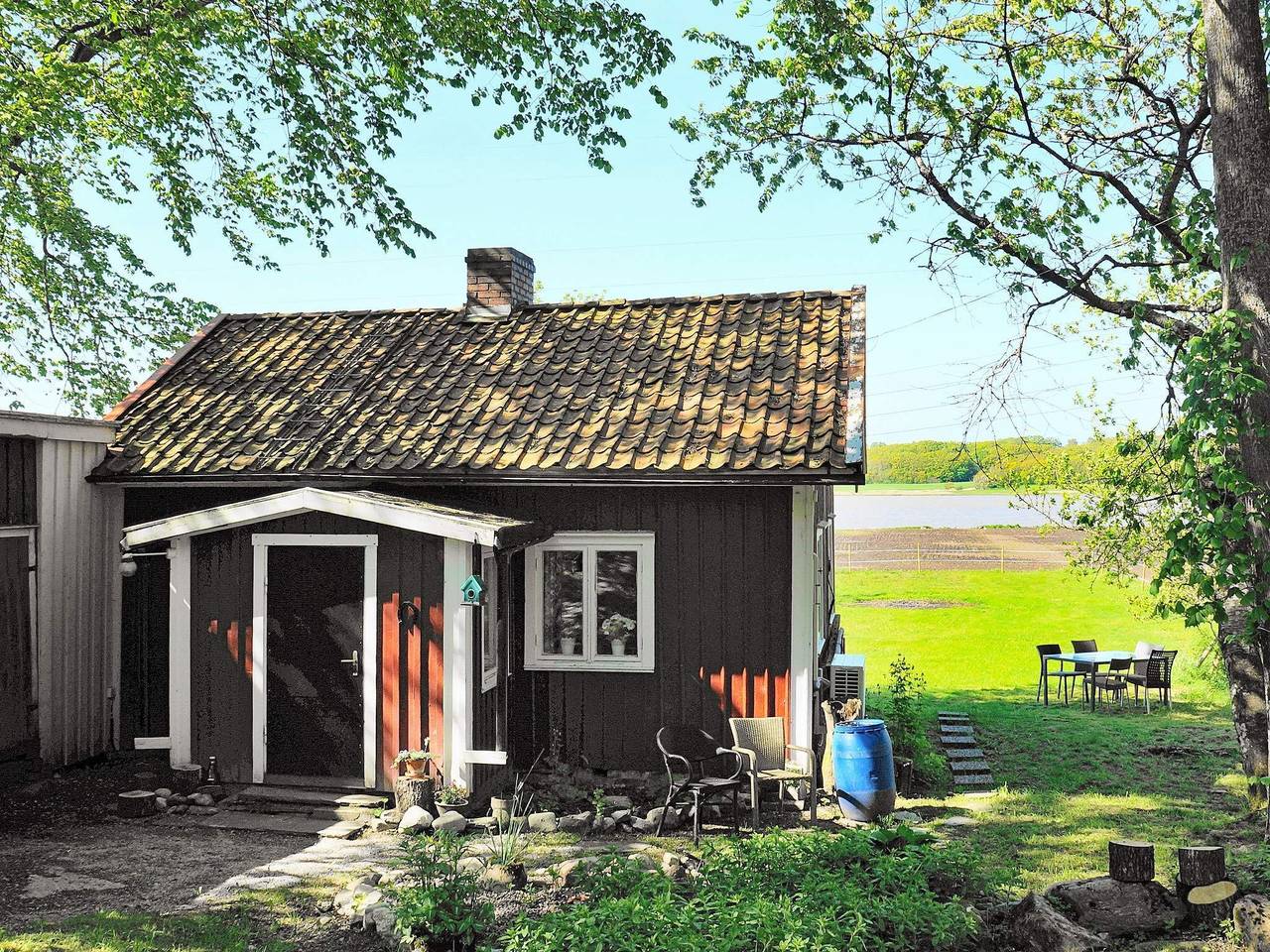 Hus för 4 Personer, med terass och trädgård, barnvänlig