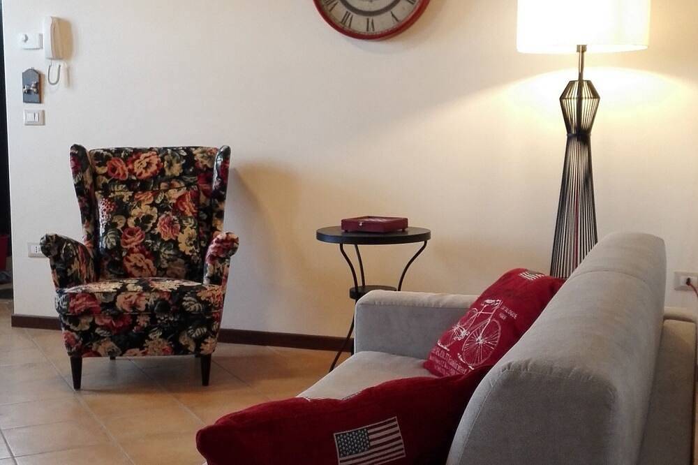 Apartamento en una posición estratégica Lago de Garda y South Garda Karting in Guidizzolo, Provincia de Mantova