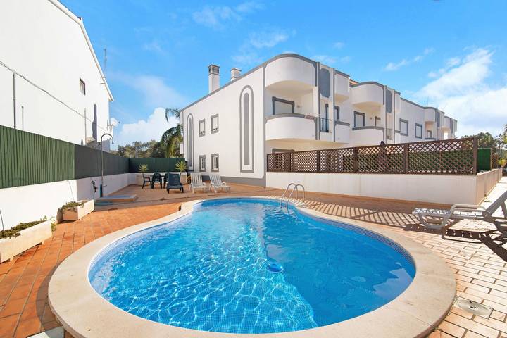 Holiday rental for 6 people in Almancil