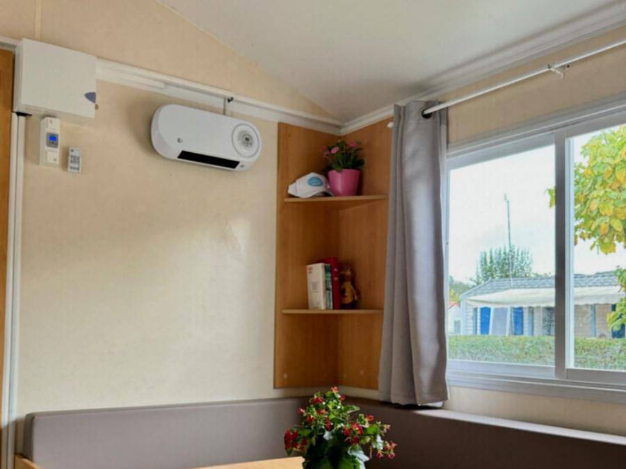 Camping Paradis - Village De Vacances La Gineste - Mobilhome 4 personnes - Cottage in Arnac, Région d'Aurillac