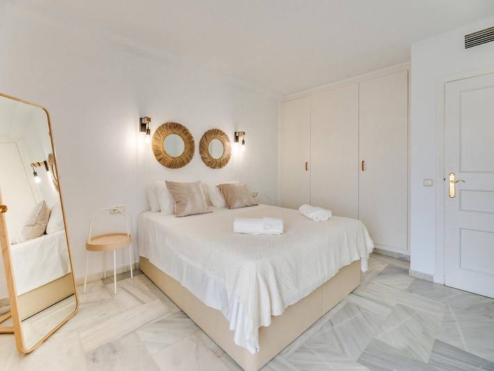 Gîte pour 3 personnes, avec balcon ainsi que piscine et vue sur l’océan à Benalmádena - 4