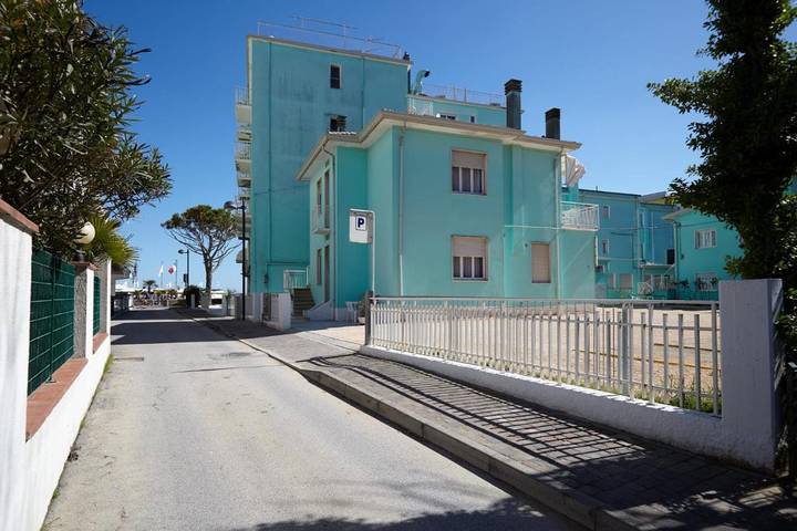 Ferienwohnung für 4 Personen, mit Ausblick und Balkon in Caorle - 2