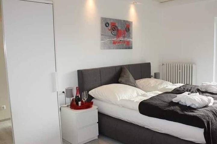 Ferienwohnung für 2 Personen, mit Whirlpool und Terrasse sowie Garten und Pool in Braunfels - 4