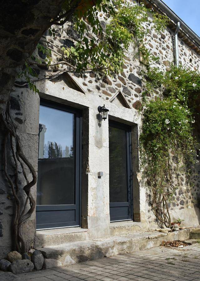 Maison d’hôte pour 2 personnes, avec Terrasse et Jacuzzi ainsi que Jardin et Piscine