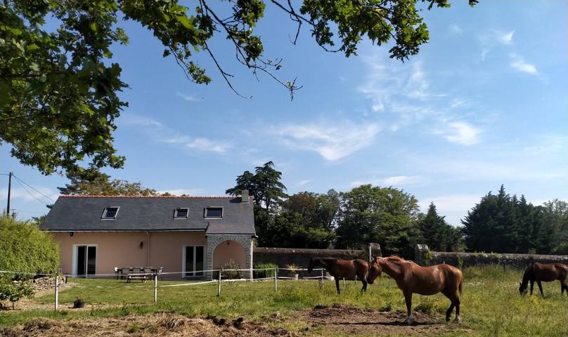 Gîte pour 8 personnes, avec jardin et terrasse