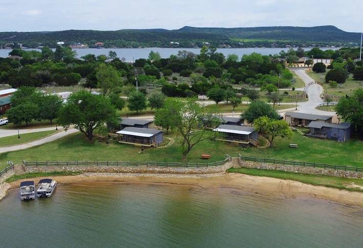 Vacation rental for 6 people, with terrace, with pets in Possum Kingdom Lake