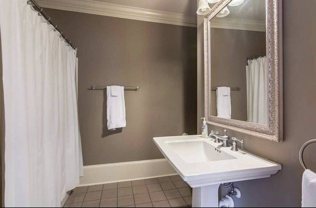 Vacation Home for 18 Guests in Atlanta, Fulton County