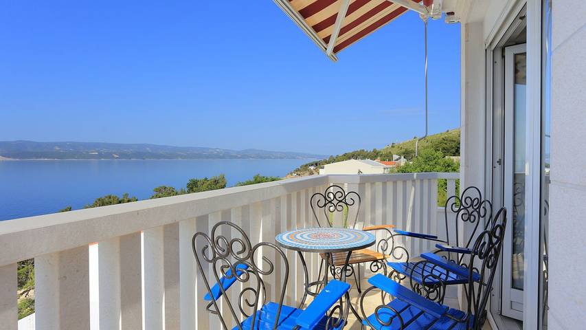 Apartament wakacyjny dla 5 osób, z taras, zwierzęta dozwolone w Lokva Rogoznica