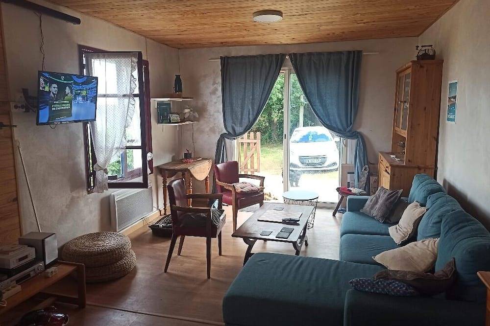 Maison Avec vue sur Mer, Proche de la Plage. Animaux de Compagnie Acceptés in Locquirec, Ceinture Dorée