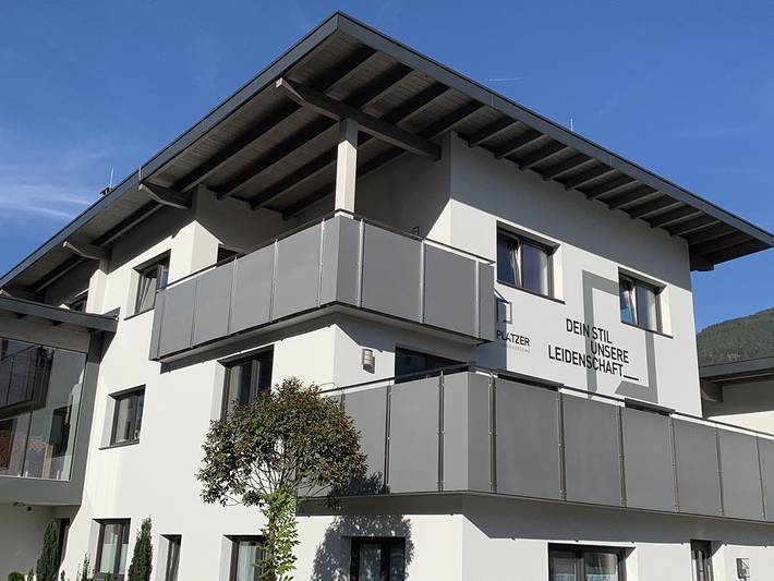 Gîte pour 4 personnes, avec terrasse à Fügen - 2