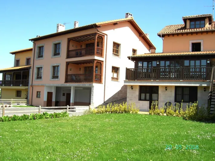 Apartamento de vacaciones para 8 personas, con jardín y vistas - 1