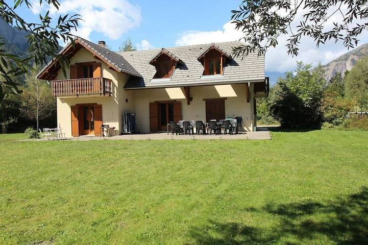 Casa de vacaciones para 14 personas, con jardín y terraza, Se admiten mascotas - 1
